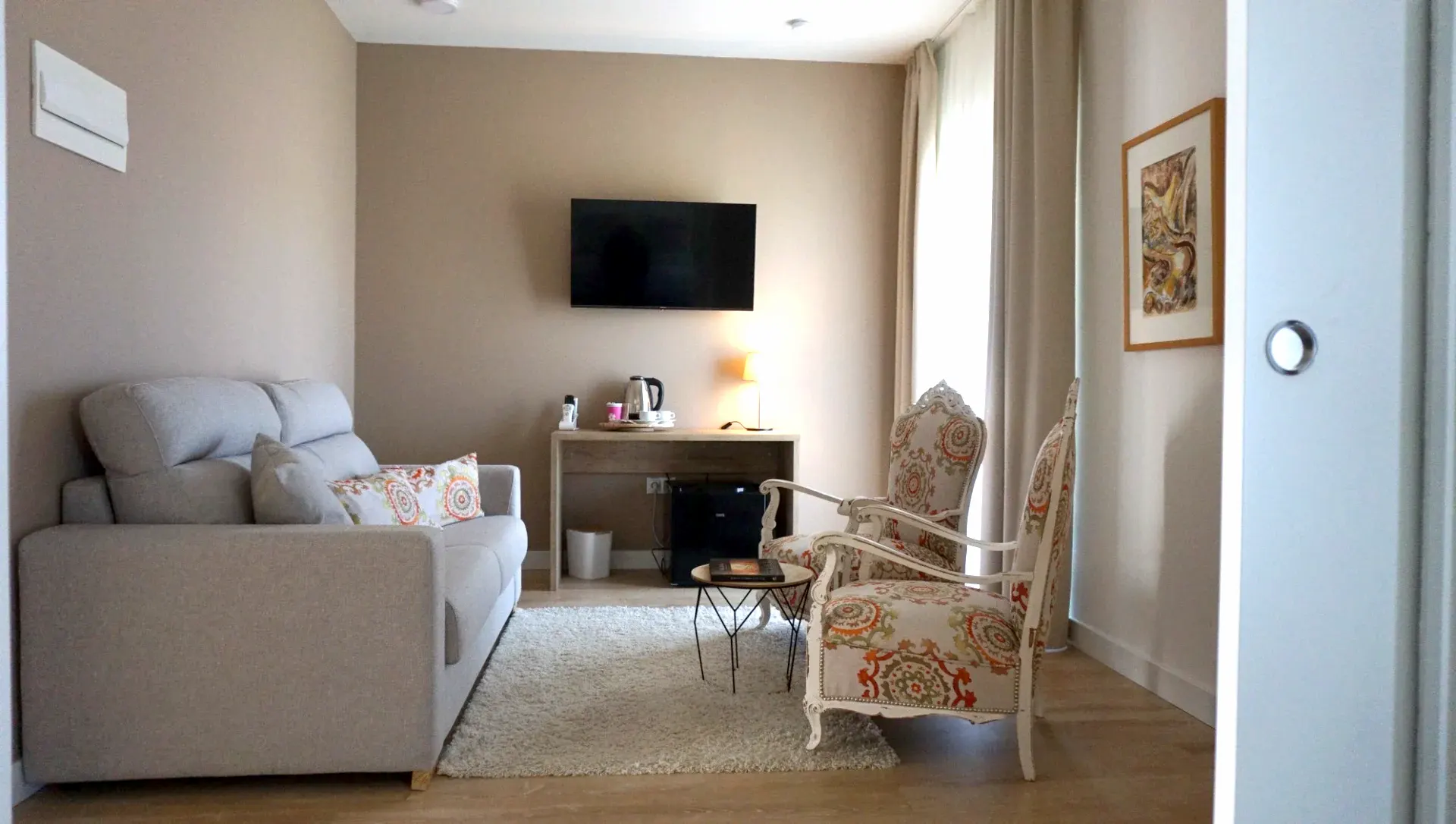 salon suite